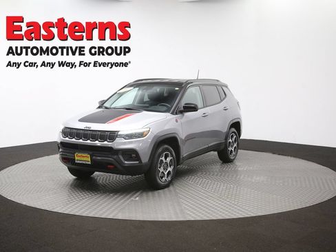 Used 2022 Jeep Compass Trailhawk w/ Trailhawk Elite Group AWD/4WD image 55
