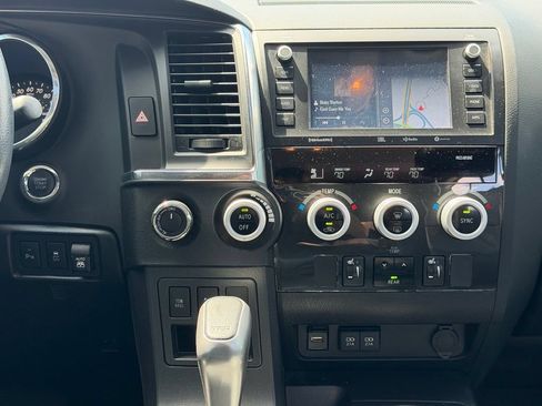 Used 2021 Toyota Sequoia TRD Pro AWD/4WD image 14