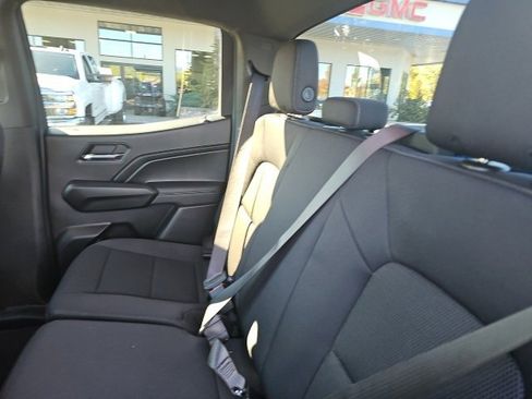 Used 2024 Chevrolet Colorado LT image 10