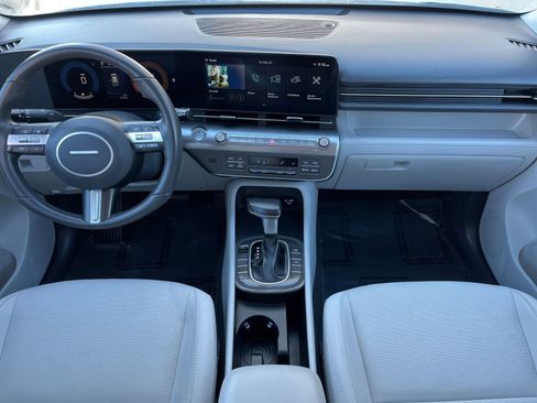 Used 2025 Hyundai Kona SEL image 32