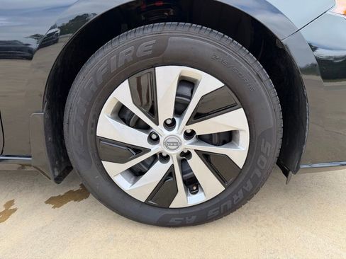 Used 2023 Nissan Altima 2.5 S FWD image 9