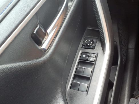 Used 2021 Toyota RAV4 XSE AWD/4WD image 26