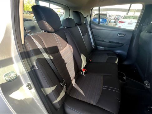 Used 2024 Nissan Leaf SV Plus image 19