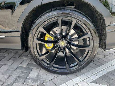 Used 2020 Lamborghini Urus image 14