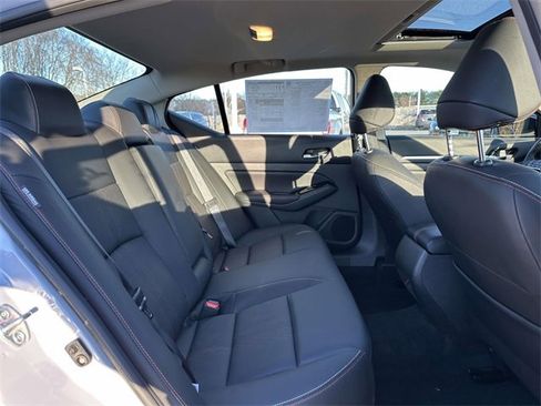 New 2025 Nissan Altima 2.5 SR w/ SR Premium Package image 11