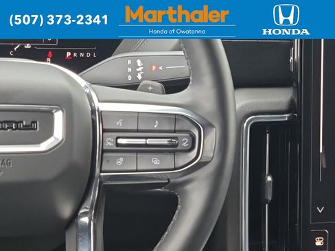 Used 2025 GMC Yukon XL Denali image 25