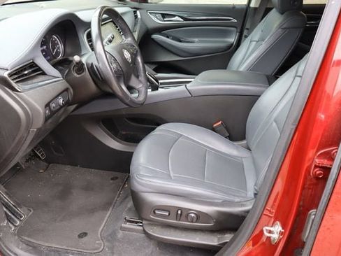 Used 2021 Buick Enclave Essence FWD image 16
