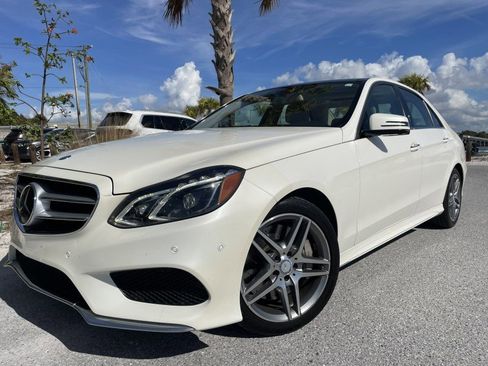 Used 2014 Mercedes-Benz E 550 4MATIC Sedan image 1