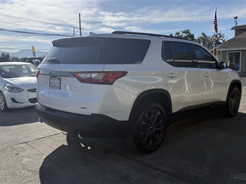 Used 2020 Chevrolet Traverse RS w/ LPO, Floor Liner Package AWD/4WD image 4