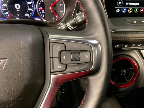Used 2025 Chevrolet Blazer RS w/ Enhanced Convenience Package AWD/4WD image 19