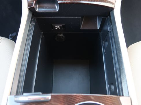 Used 2010 Toyota Venza image 17