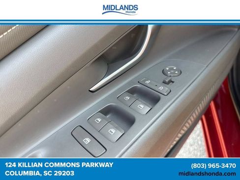 Used 2023 Hyundai Elantra SEL w/ Convenience Package FWD image 24