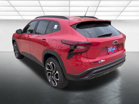 New 2026 Chevrolet Trax RS w/ Driver Confidence Package FWD image 2