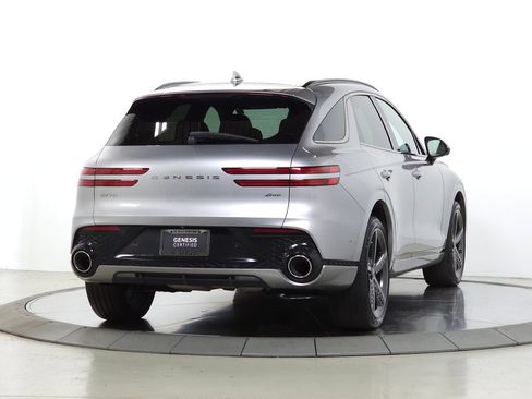 Used 2024 Genesis GV70 2.5T w/ Sport Prestige Package AWD/4WD image 11