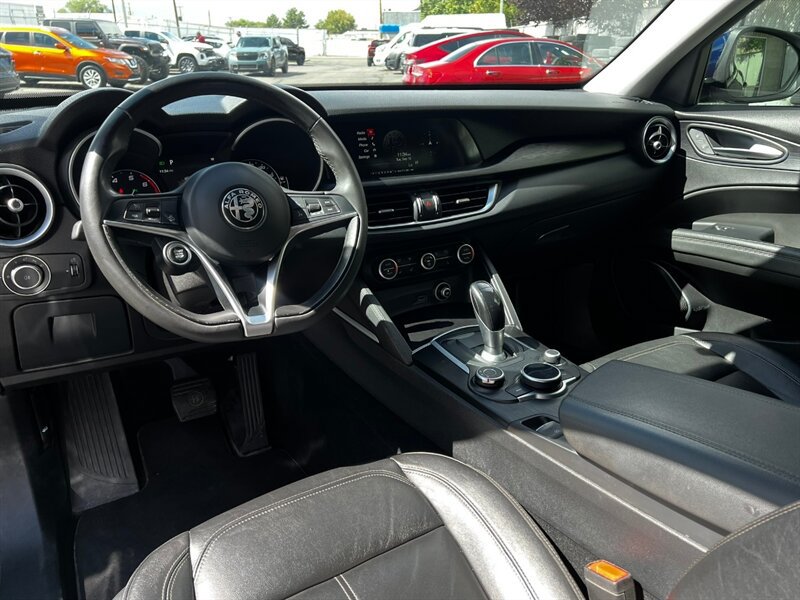 Used 2018 Alfa Romeo Stelvio AWD w/ Cold Weather Package image 20