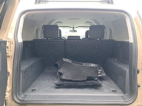 Used 2014 Toyota FJ Cruiser 2WD w/ Convenience Package image 30