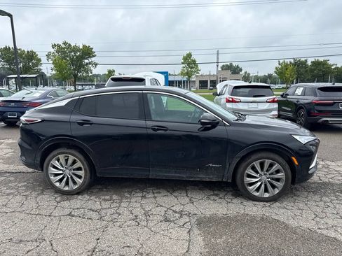 Used 2024 Buick Envista Avenir FWD image 4