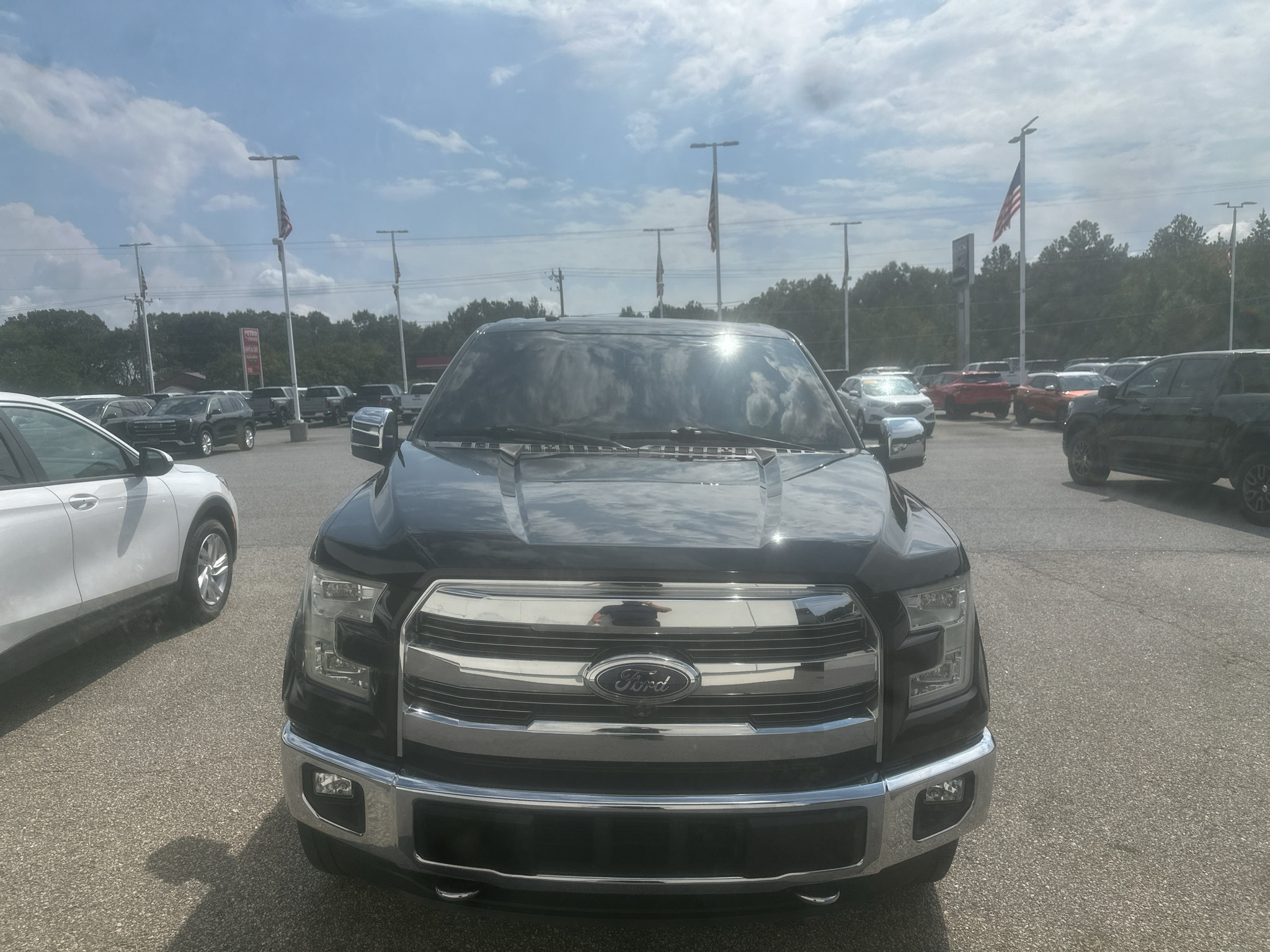 Used 2016 Ford F150 King Ranch w/ Equipment Group 601A Luxury AWD/4WD image 12