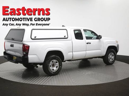 Used 2018 Toyota Tacoma SR RWD image 40