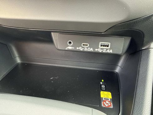 New 2026 Subaru Crosstrek 2.5i Limited w/ Crosstrek Mirror Package image 33