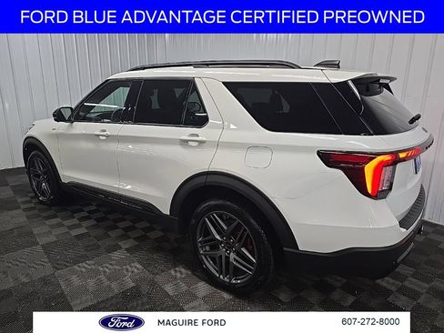 Used 2025 Ford Explorer ST-Line w/ Premium Package AWD/4WD image 13