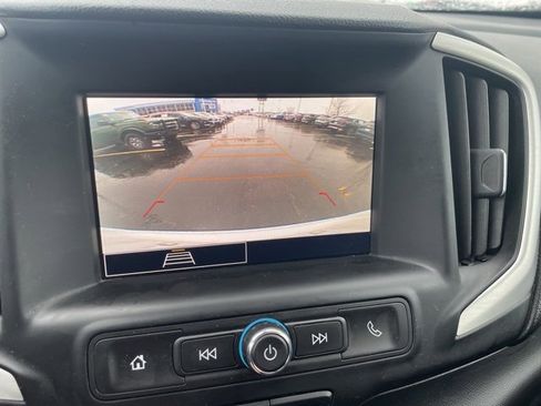 Certified 2022 GMC Terrain SLE w/ Driver Convenience Package image 12