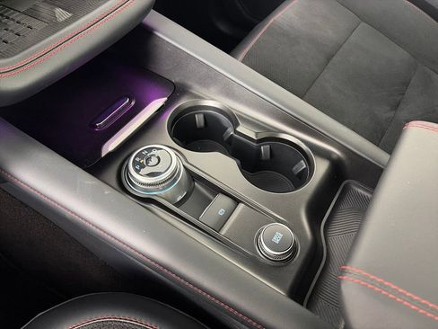 Certified 2025 Ford Explorer ST image 22