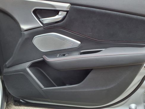 Used 2025 Acura RDX A-Spec image 8