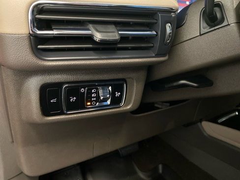 Used 2024 Lincoln Corsair AWD image 15