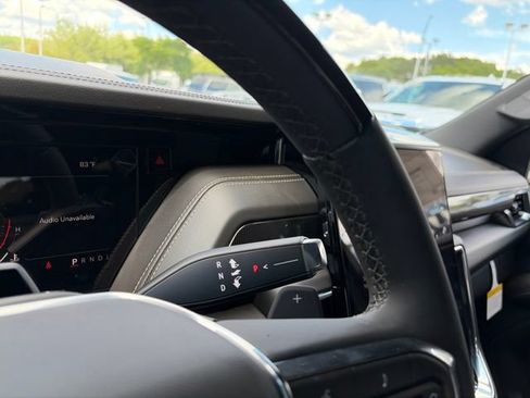 New 2026 GMC Yukon Elevation w/ Elevation Premium Package AWD/4WD image 23