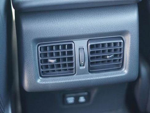 Used 2026 Toyota Camry SE FWD image 38