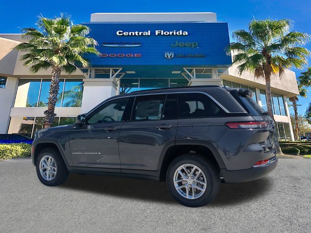 New 2026 Jeep Grand Cherokee Laredo RWD image 7