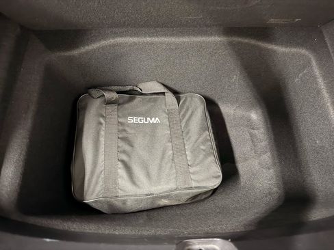 Used 2018 Tesla Model 3 RWD image 13
