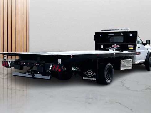 New 2025 RAM 5500 Tradesman AWD/4WD image 9