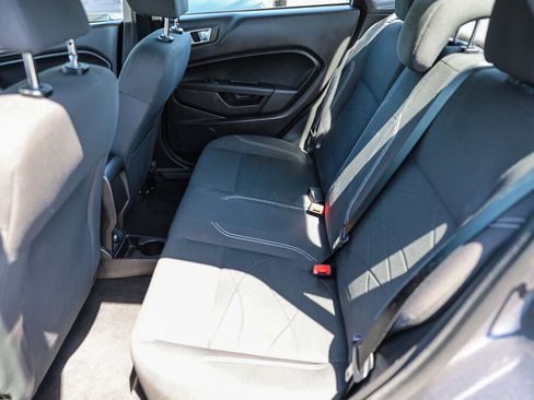 Used 2014 Ford Fiesta SE FWD image 8