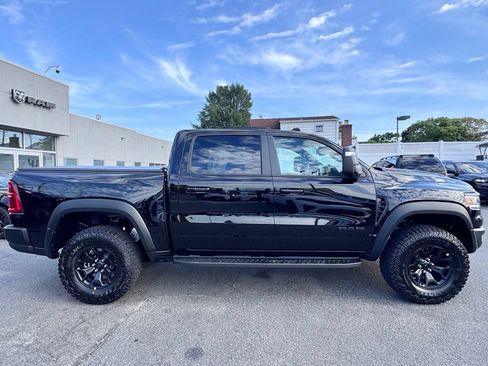 New 2027 RAM 1500 4x4 Crew Cab image 9