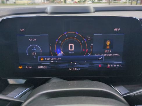 Used 2025 Chevrolet Tahoe Premier AWD/4WD image 37