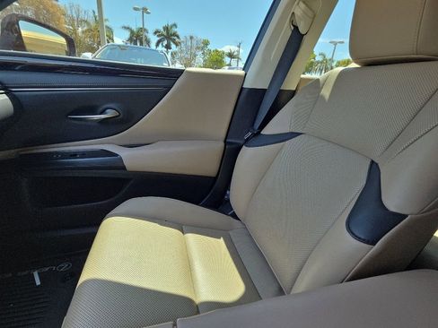 Certified 2021 Lexus ES 250 w/ Premium Package AWD/4WD image 46