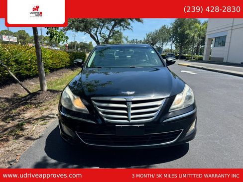 Used 2013 Hyundai Genesis 3.8 w/ Premium Pkg RWD image 2