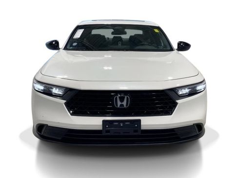 Used 2024 Honda Accord Sport image 3