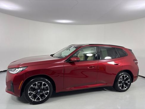 Certified 2026 BMW X3 xDrive30i w/ M Sport Package AWD/4WD image 4