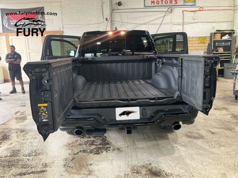 Used 2026 RAM 1500 Laramie w/ Night Edition AWD/4WD image 29