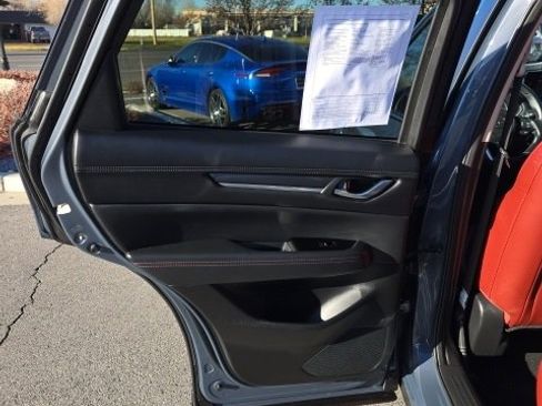 Used 2024 MAZDA CX-5 Carbon Edition image 17