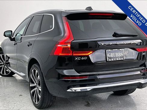 Certified 2023 Volvo XC60 B5 Ultimate w/ Climate Package image 16