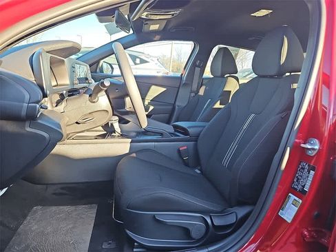 New 2026 Hyundai Elantra Sport image 11