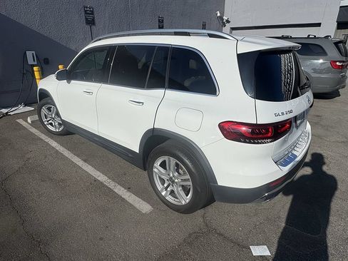 Used 2020 Mercedes-Benz GLB 250 image 4