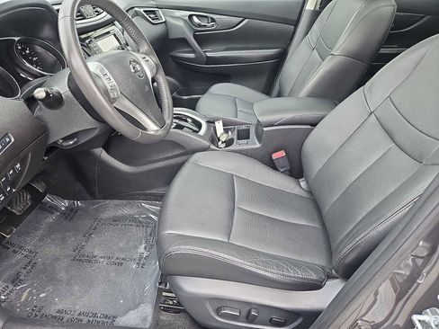 Used 2014 Nissan Rogue SL w/ SL Premium Package image 29