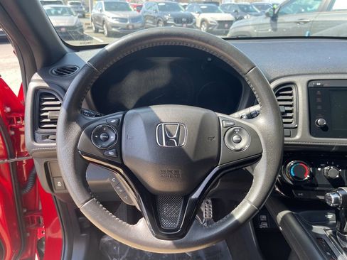 Used 2019 Honda HR-V Sport image 15