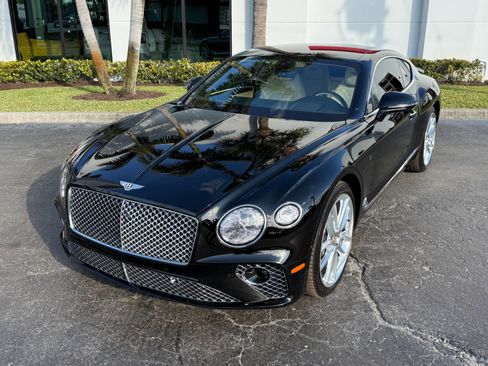 Used 2020 Bentley Continental GT First Edition image 9