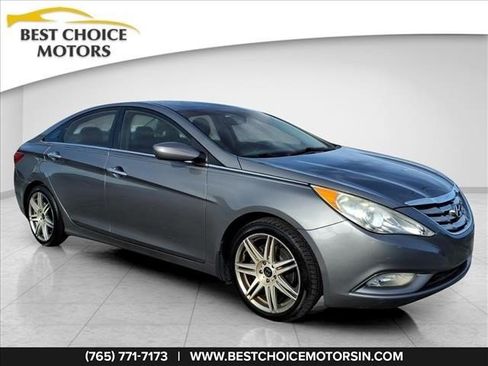 Used 2012 Hyundai Sonata SE FWD image 1